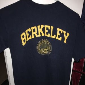 Cal men’s large shirt
